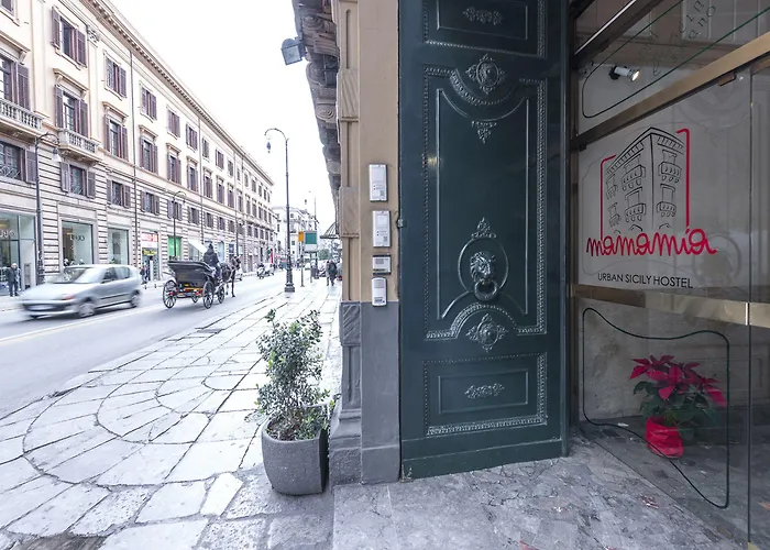 Mamamia #teatro Biondo باليرمو